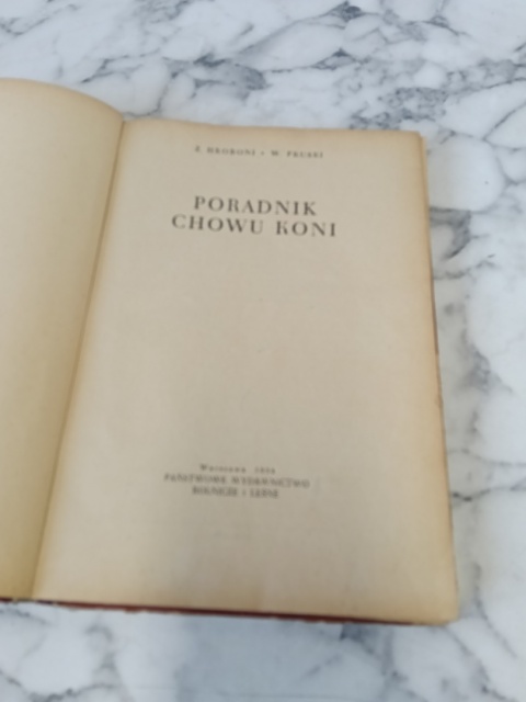 Książka Poradnik chowu koni