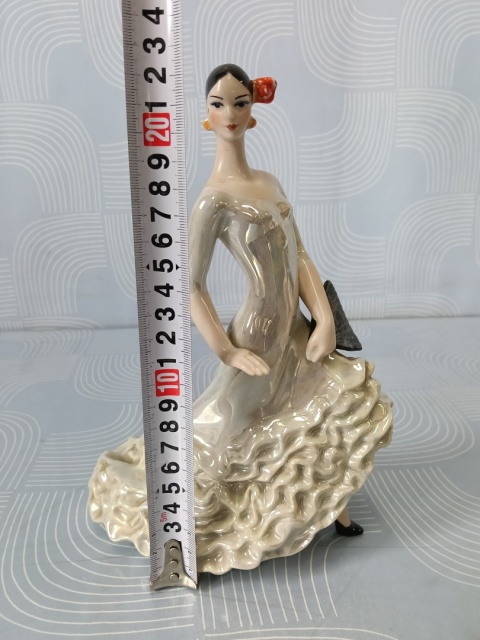Figurka kolekcjonerska Carmen tancerka flamenco