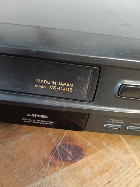 Magnetowid Akai VS-G405