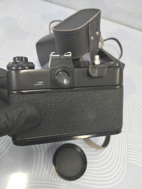 Stary aparat fotograficzny Zenit ET z obiektywem Helios super stan