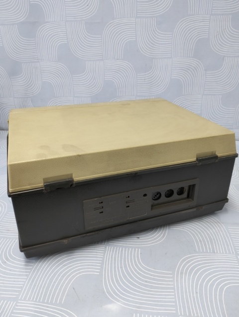 Stary magnetofon Unitra ZK145