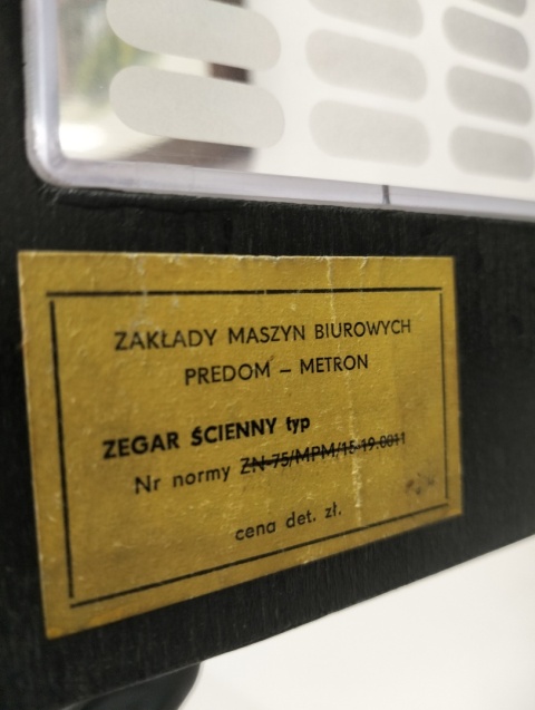 Stary zegar wiszący Metron