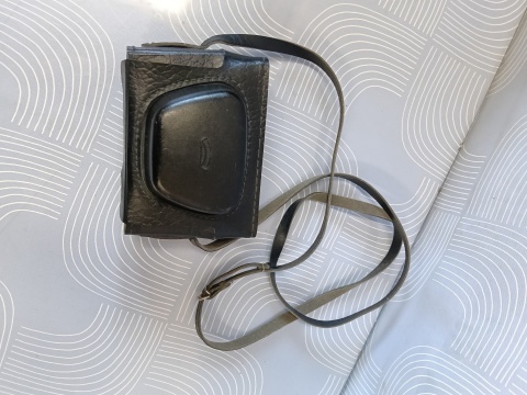 Aparat siluet elektro czarny.