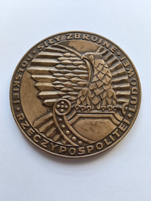 Medal duży z brązu za długoletnią służbę.