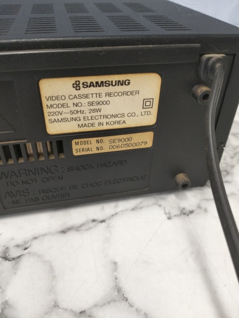 Video Samsung model SE9000.