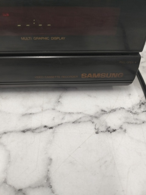 Video Samsung model SE9000.