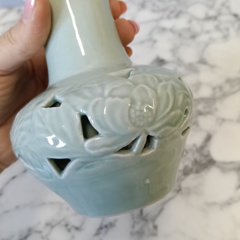 Koreański wazon celadon ażurowy vintage