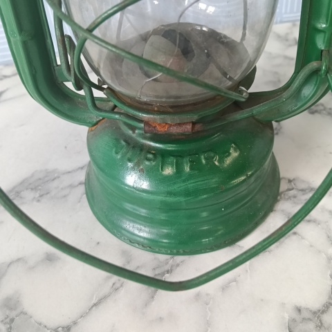 Lampka naftowa Jupiter 1
