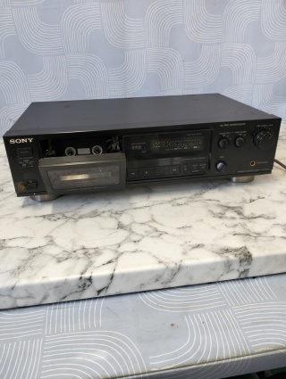 Odtwarzacz stereo cassette Deck TC k420