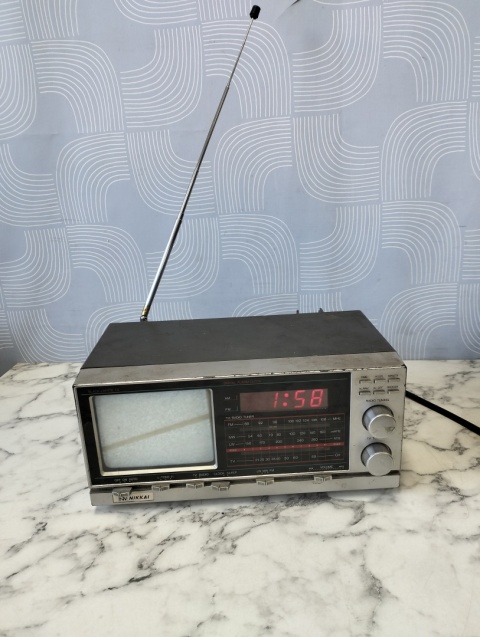 Radio z telewizorem Nikkai