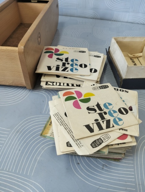 Meoskop plus 70 sztuk slajdów