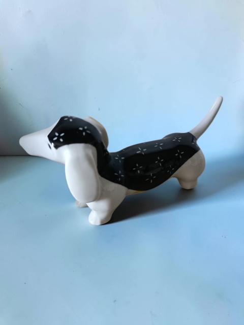 Figurka porcelanowa Jamnik Bogucice