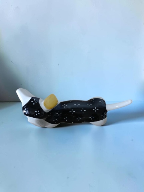 Figurka porcelanowa Jamnik Bogucice