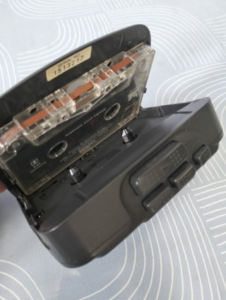 Walkman Sony WM-EX162 z funkcją Mega Bass