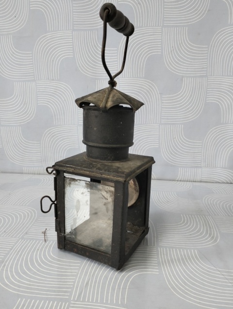Lampka obudowa do lampki