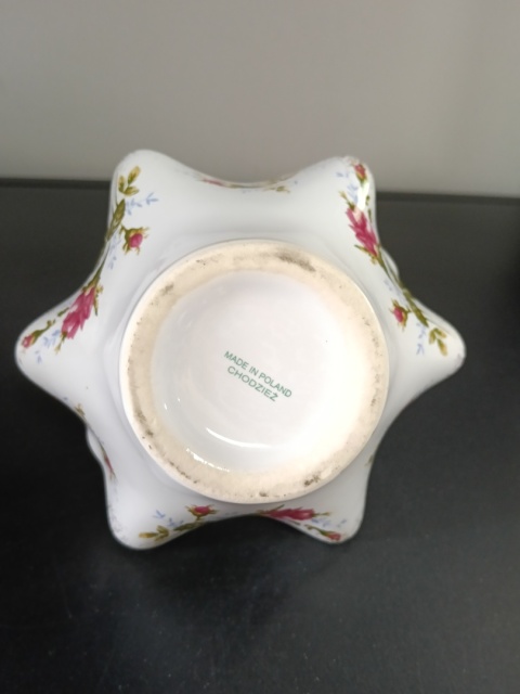 Mały koszyczek porcelana złota róża