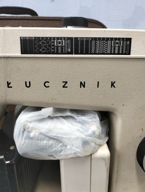 Stara maszyna do szycia 723